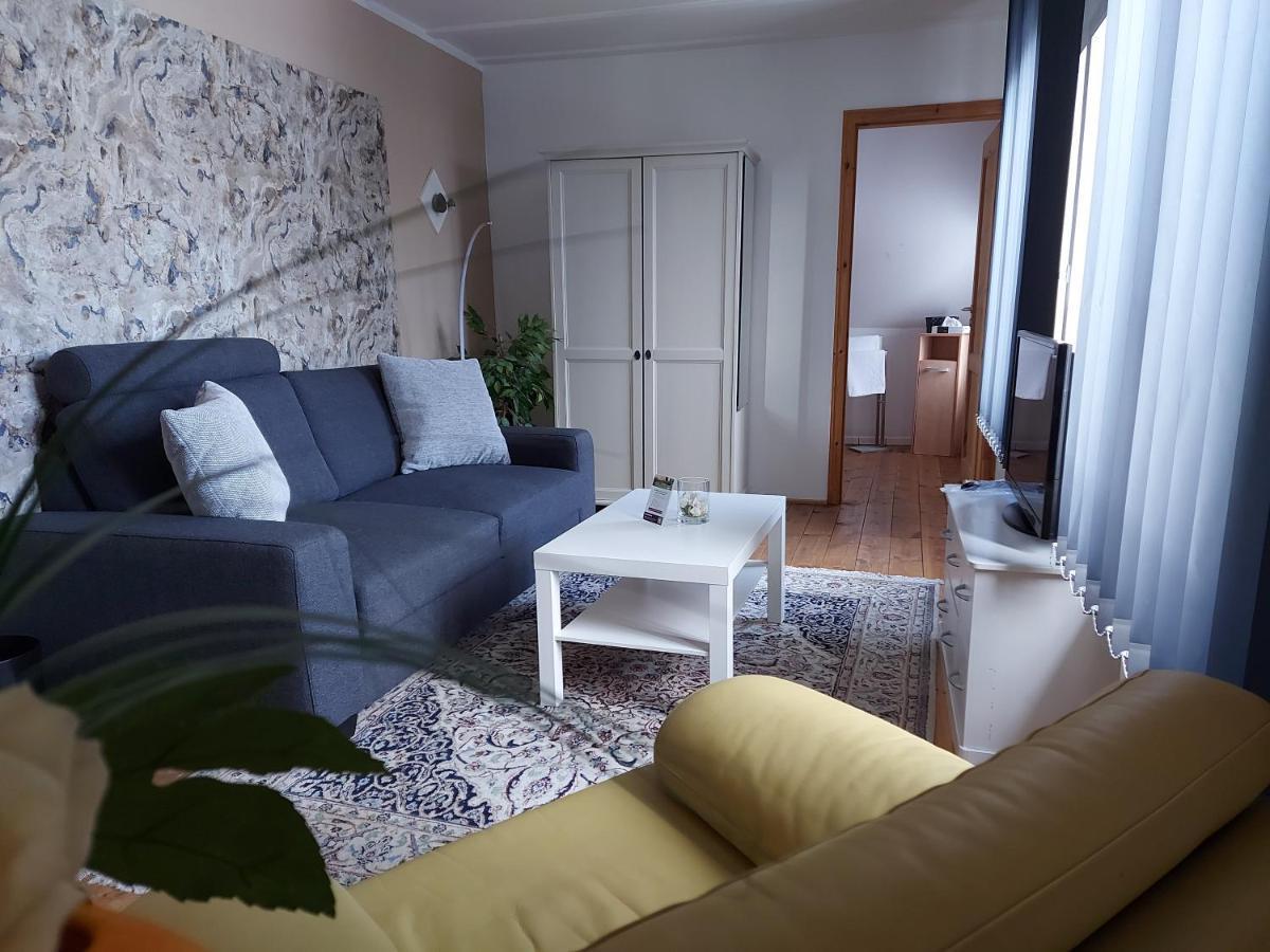 Hotelpension Pfarrhaus Alt Schwerin Ngoại thất bức ảnh
