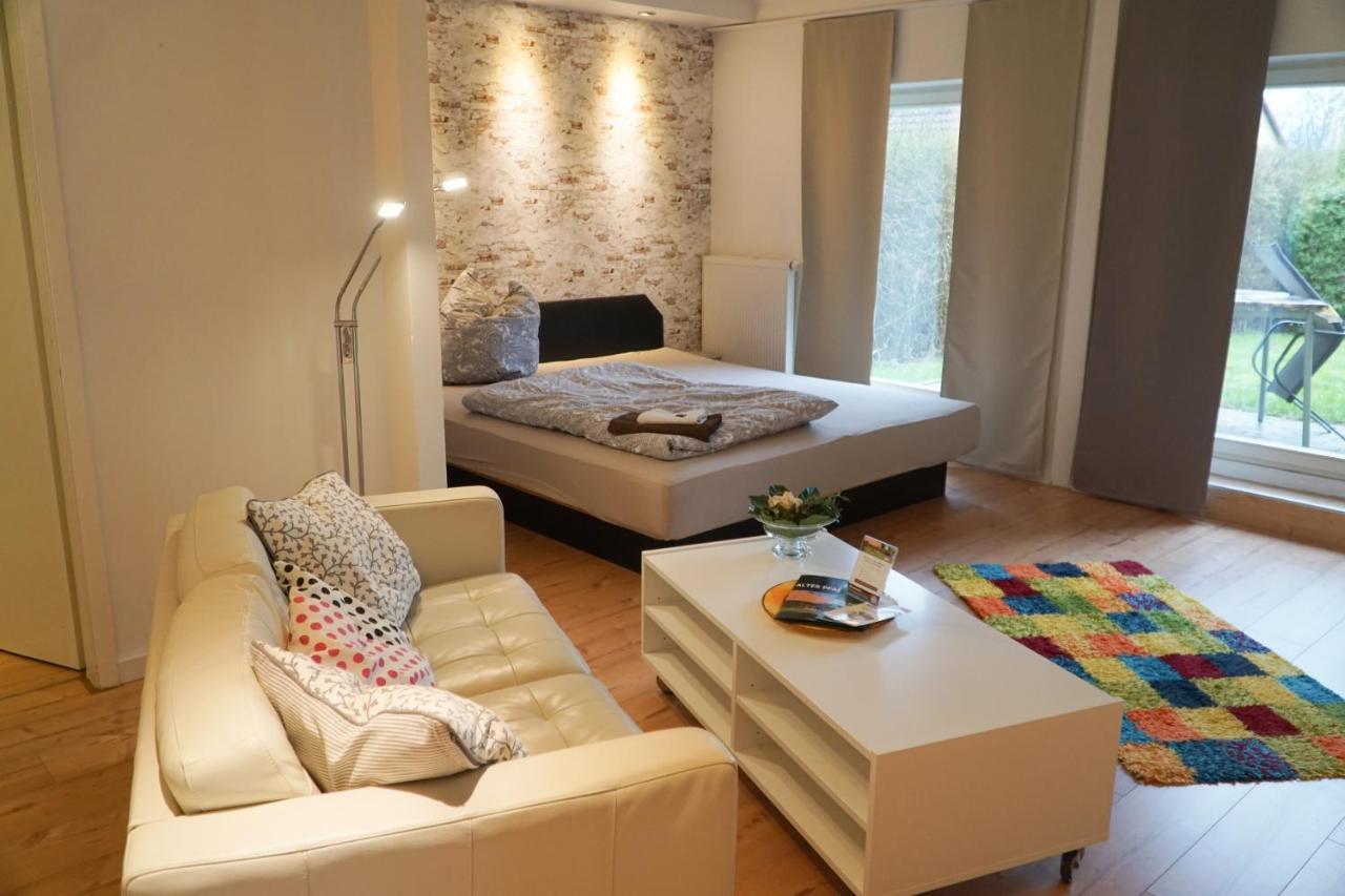 Hotelpension Pfarrhaus Alt Schwerin Ngoại thất bức ảnh